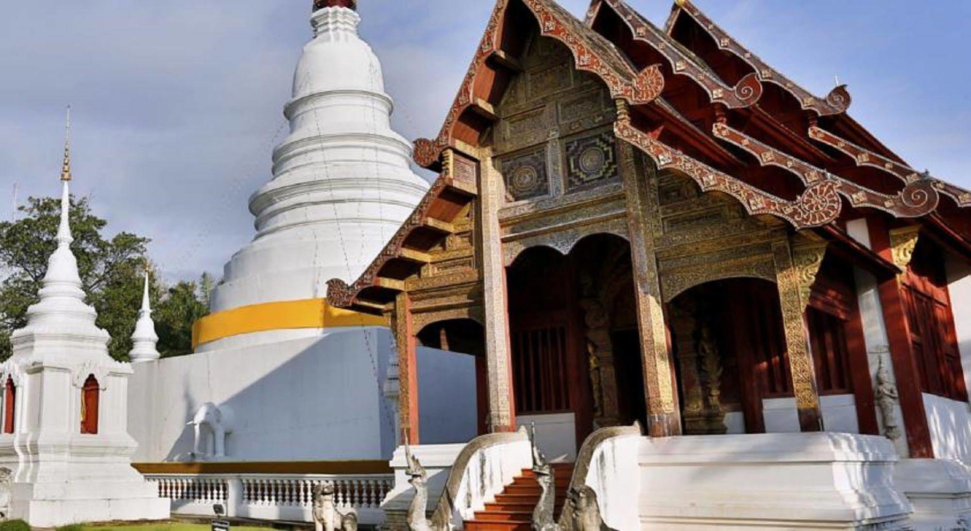 Manon Sleepeatdrink Bed and Breakfast Chiang Mai Exteriör bild