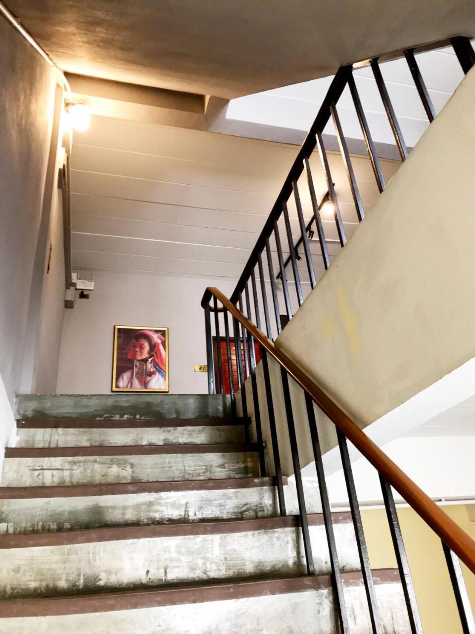 Manon Sleepeatdrink Bed and Breakfast Chiang Mai Exteriör bild