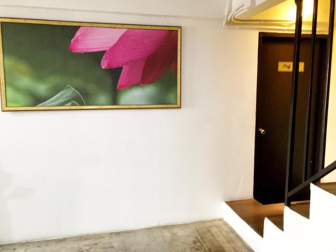 Manon Sleepeatdrink Bed and Breakfast Chiang Mai Exteriör bild